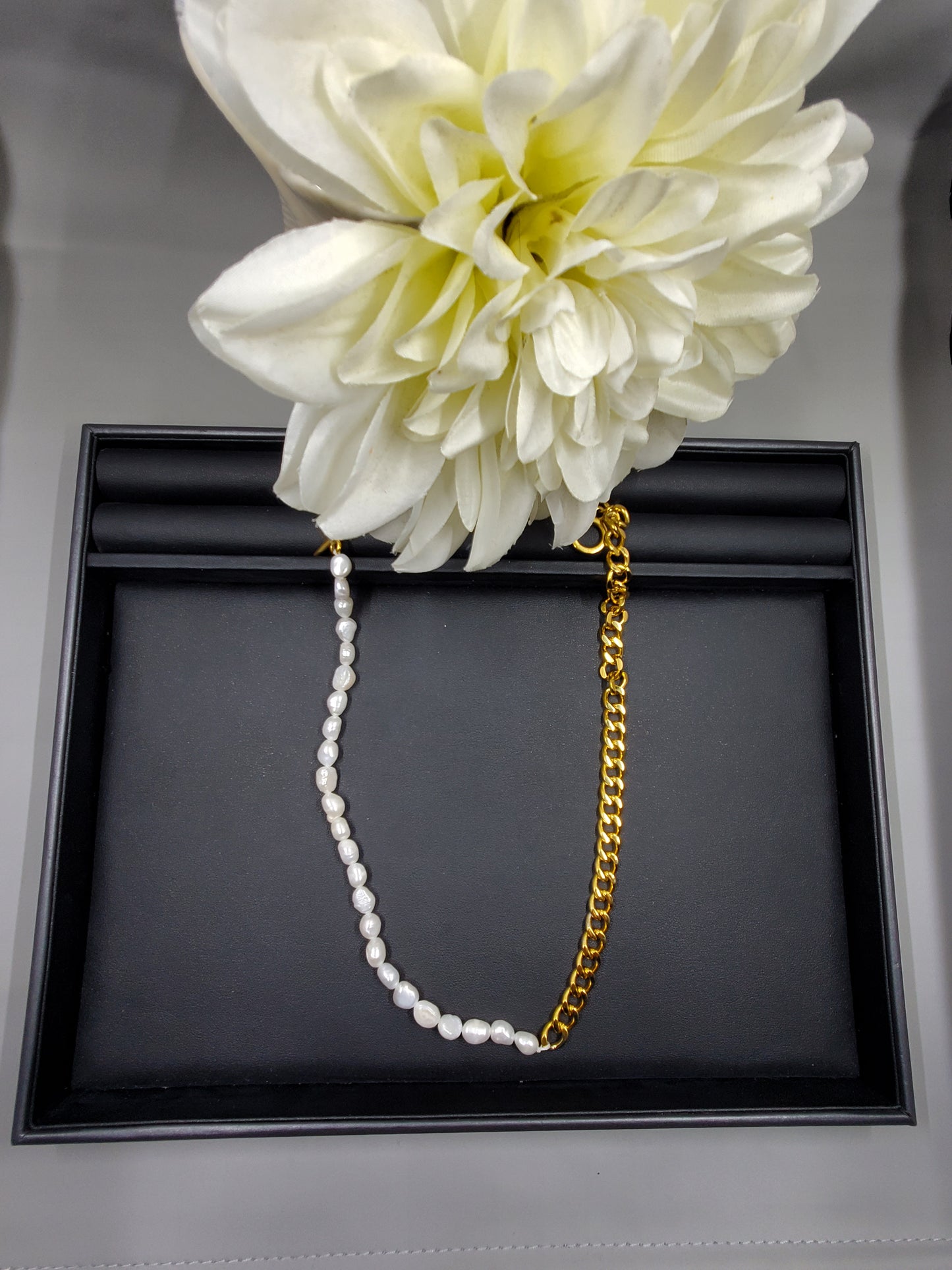 Atlantic Love Choker