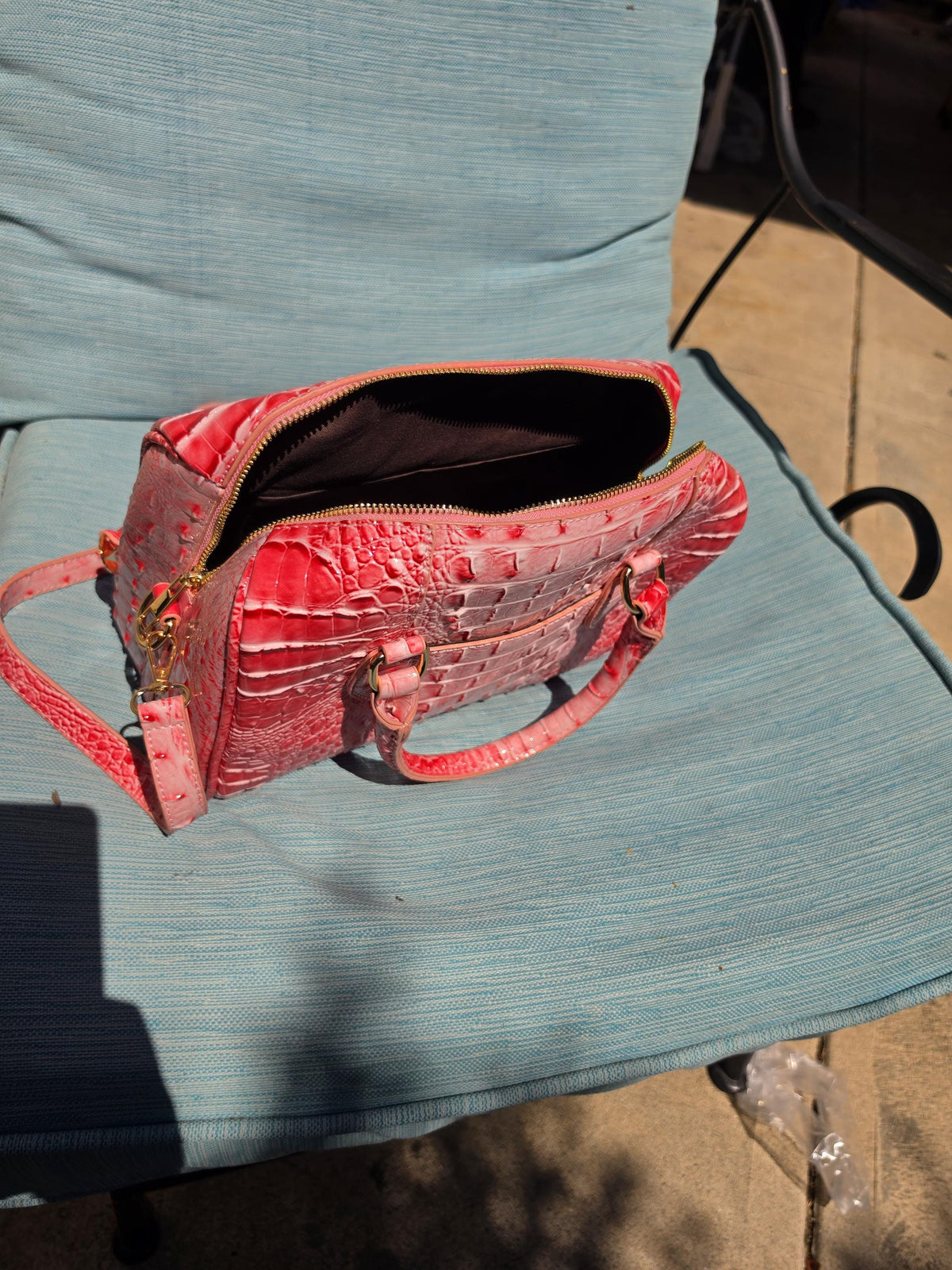 Embossed Crossbody Crocodile Bag | Pink | Luxury Texture | Daily Commute Bag