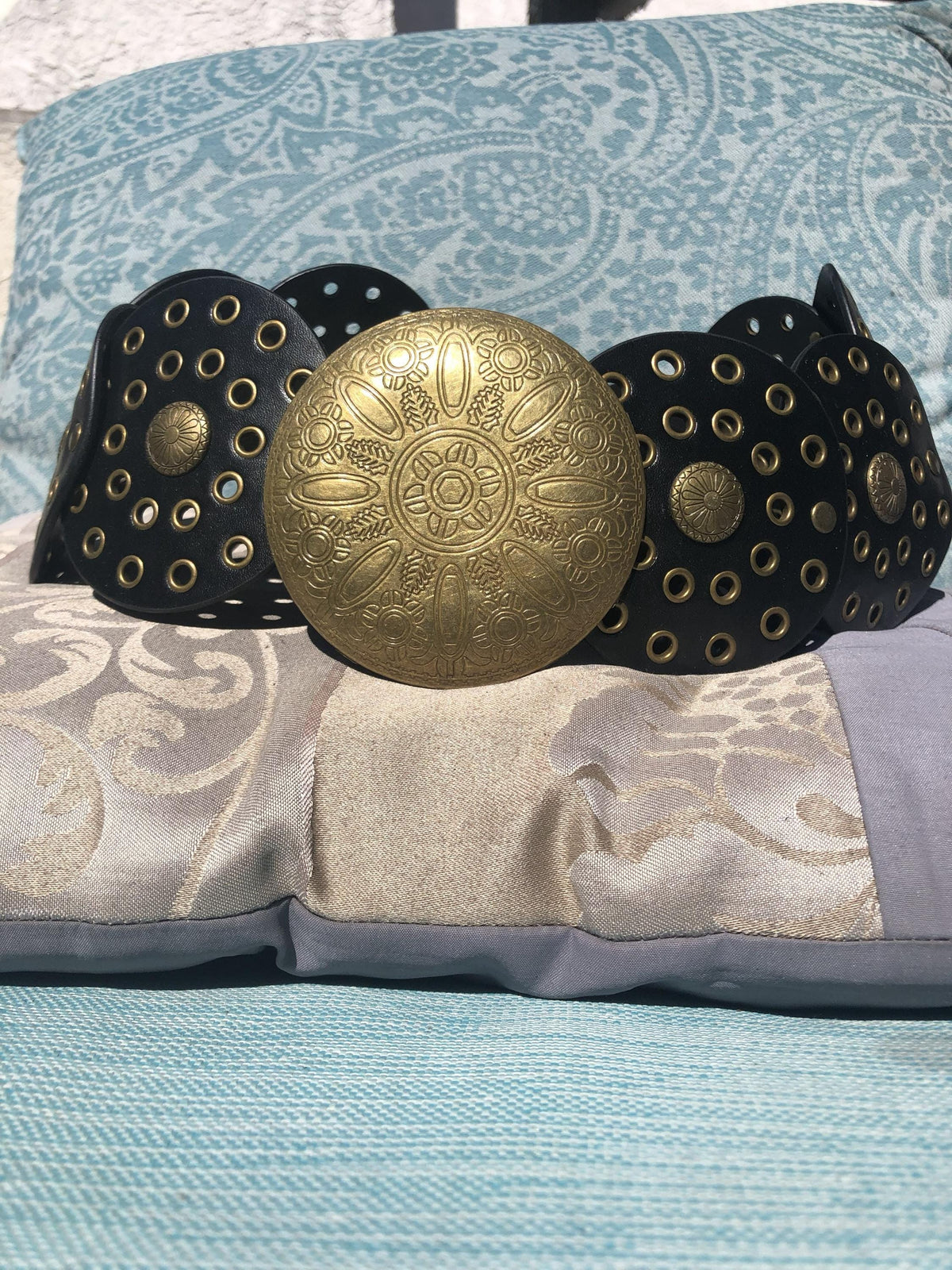 Women's Wide Gold Buckle Western Concho Belt | Black | y2k waist belt | Sun Dial