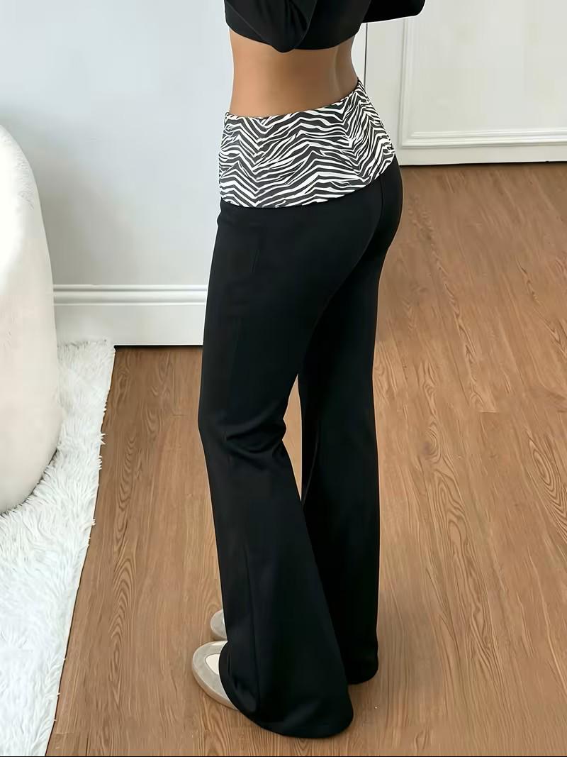 Specialty Print Flare Leggings | High-Waist Workout Pants (Black) | leopard | Zebra