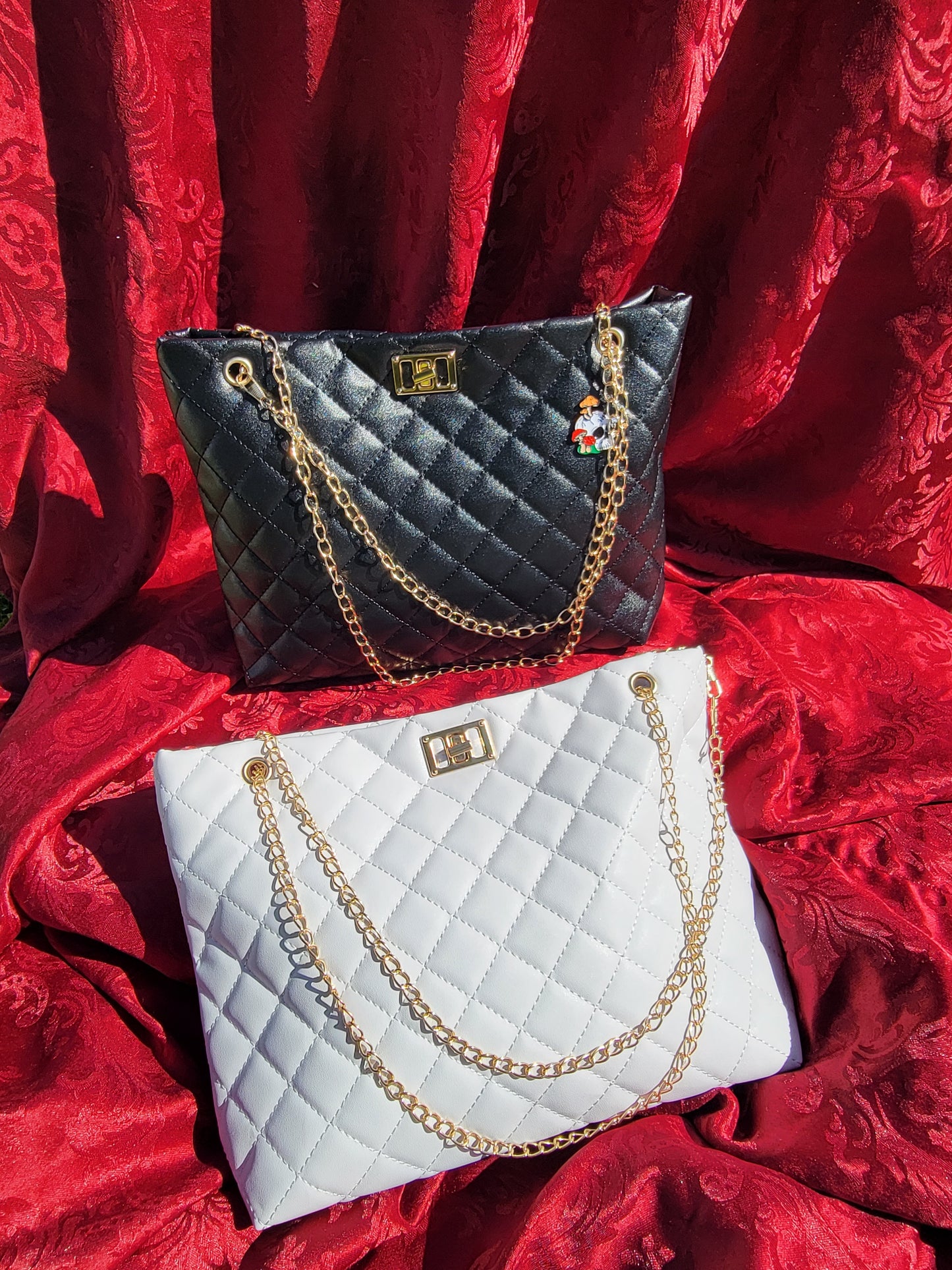 IssaSimple Quilted Tote Bag