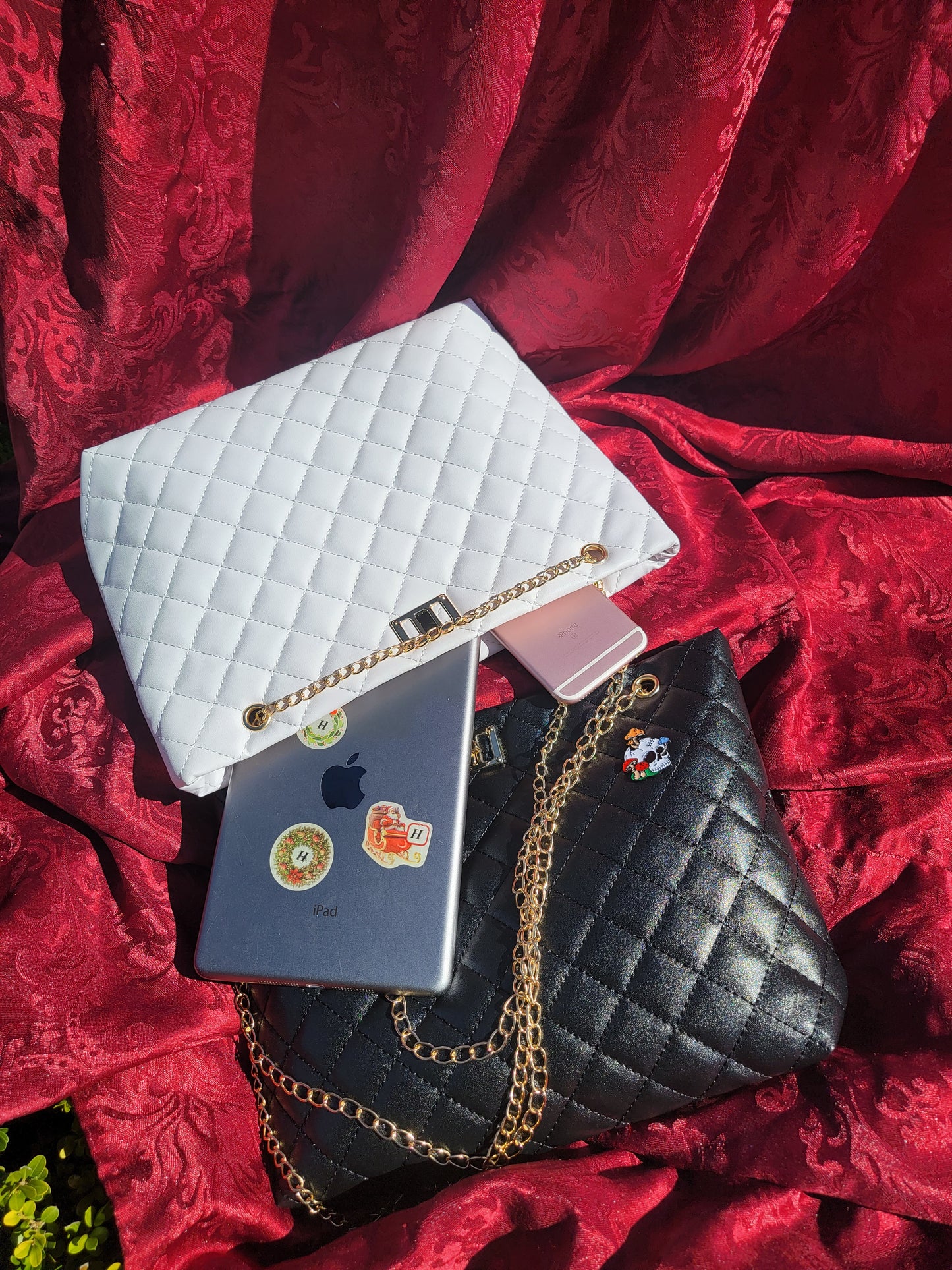 IssaSimple Quilted Tote Bag